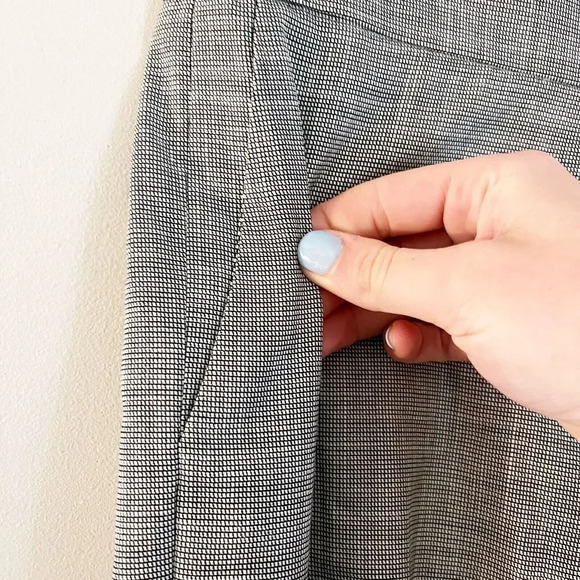 Calvin Klein Women B&W Gray Ankle Pants 2 Plaid Pleated Pull On Check Office NEW - Picture 6 of 14
